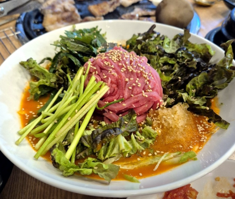 천안 한우육회물회 1